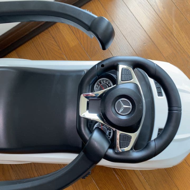 メルセデスベンツ　手押し付き