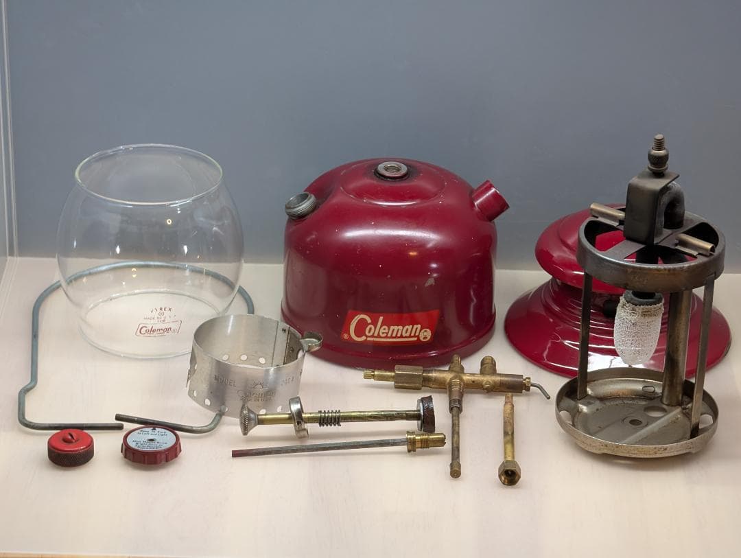 分解メンテ済】希少品 コールマン 200A 62年 5月 バーガンディ - メルカリ