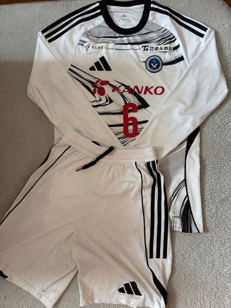 IPU環太平洋大学 ユニフォーム サッカーウェア 背番号6 IPU 環太平洋大学 サッカーウェア サイズL上下セット （ネーム入り