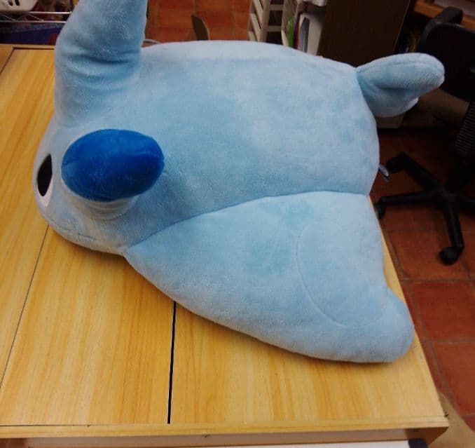 特大　ポケセン限定 コラボ ぬいぐるみクッション pokémon トゲキッス