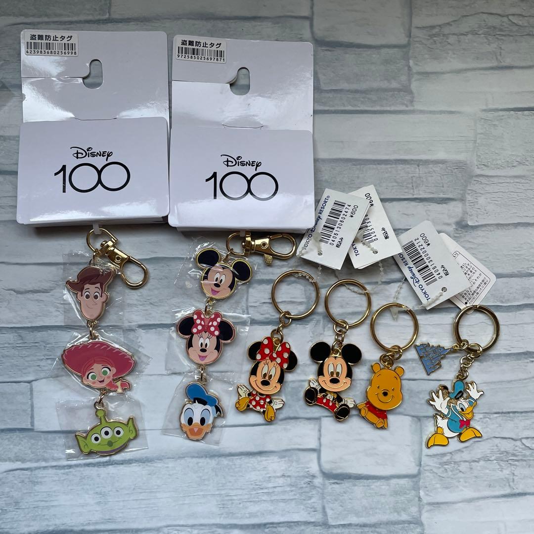 ディズニー キーホルダーまとめ売り - メルカリ