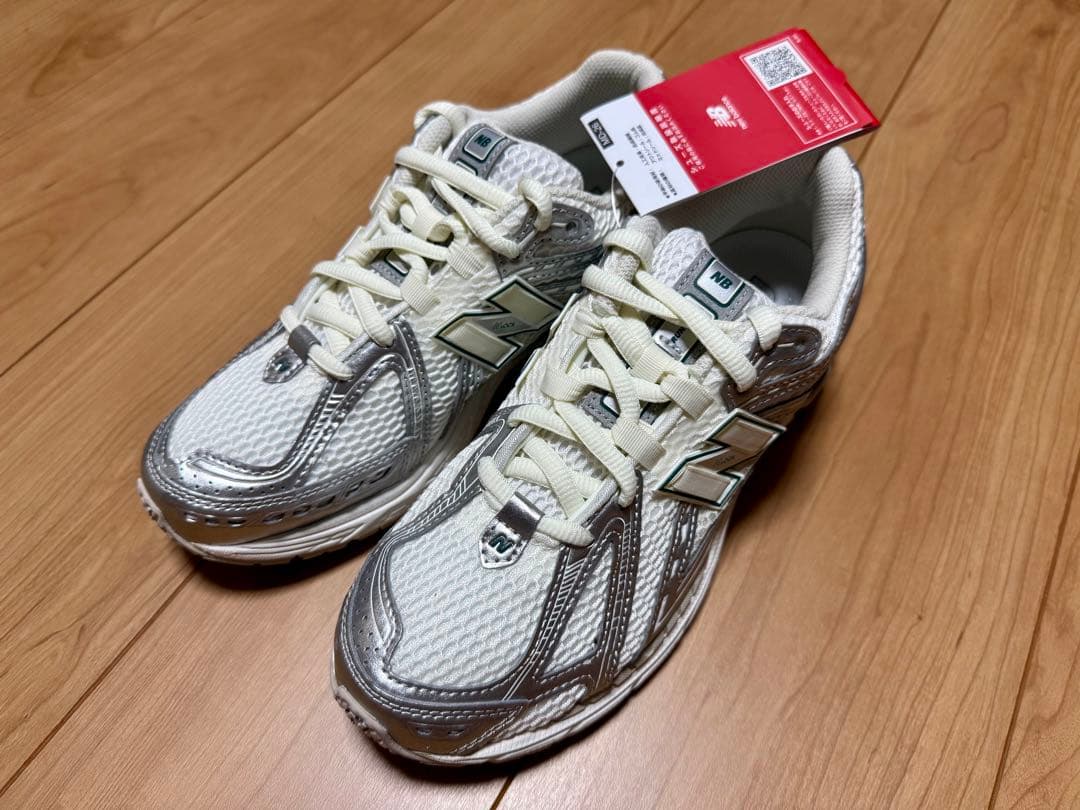 《最終値下げ》新品、未使用 New Balance M1906REE 26㎝