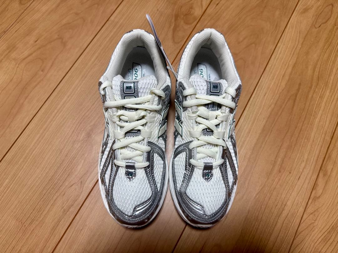 《最終値下げ》新品、未使用 New Balance M1906REE 26㎝