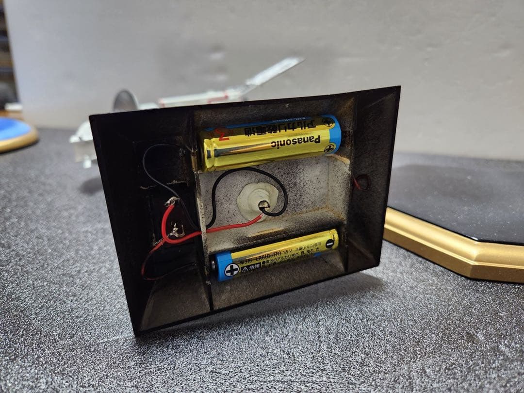 精密再現！ 謎の円盤UFO 有名モデラー渾身の逸品 コンピュータ偵察衛星