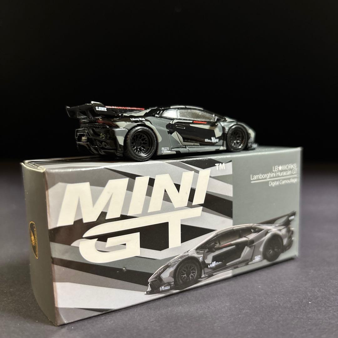 MINIGT LBWK 1/64 ランボルギーニ ウラカン カモフラージュ