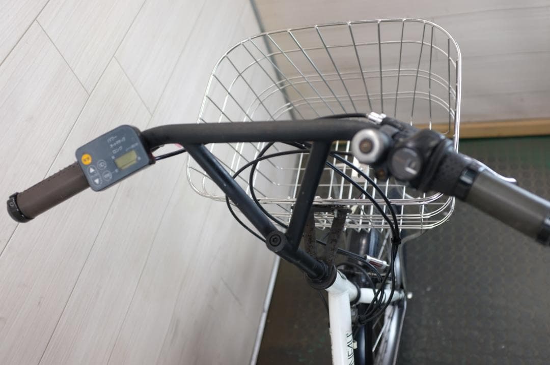 パナソニック 　18インチ　3段　8.9Ah（5点灯）充電器あり