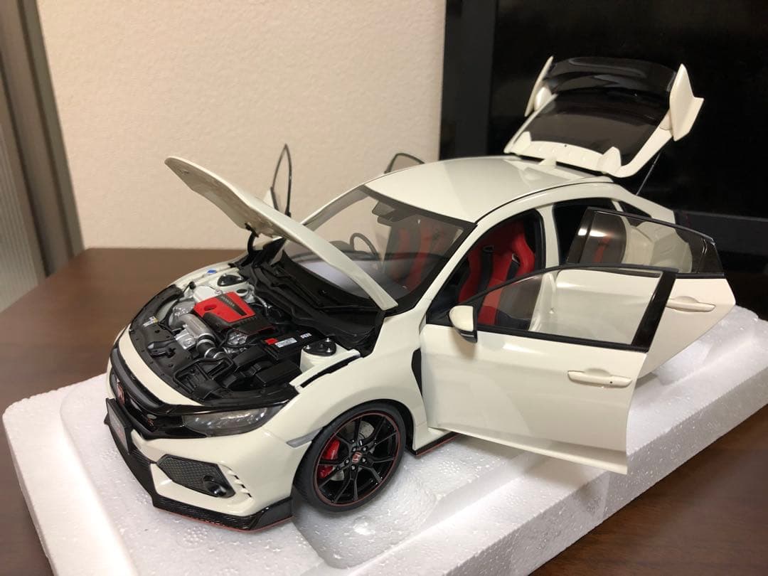 ホンダ CIVIC TYPE R FK8 （前期）　オートアート