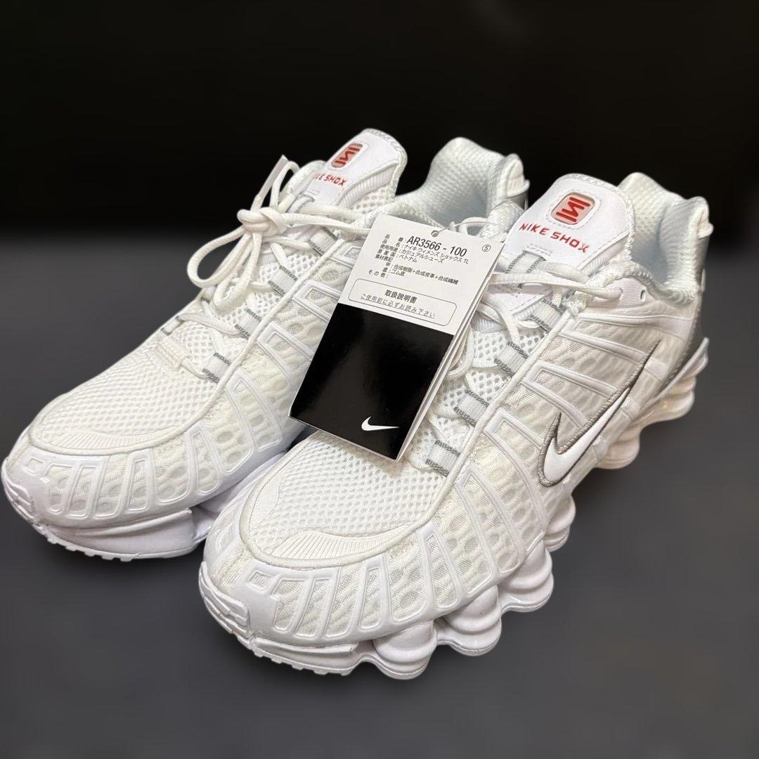 W NIKE Shox TL white 黒タグ付 - メルカリ