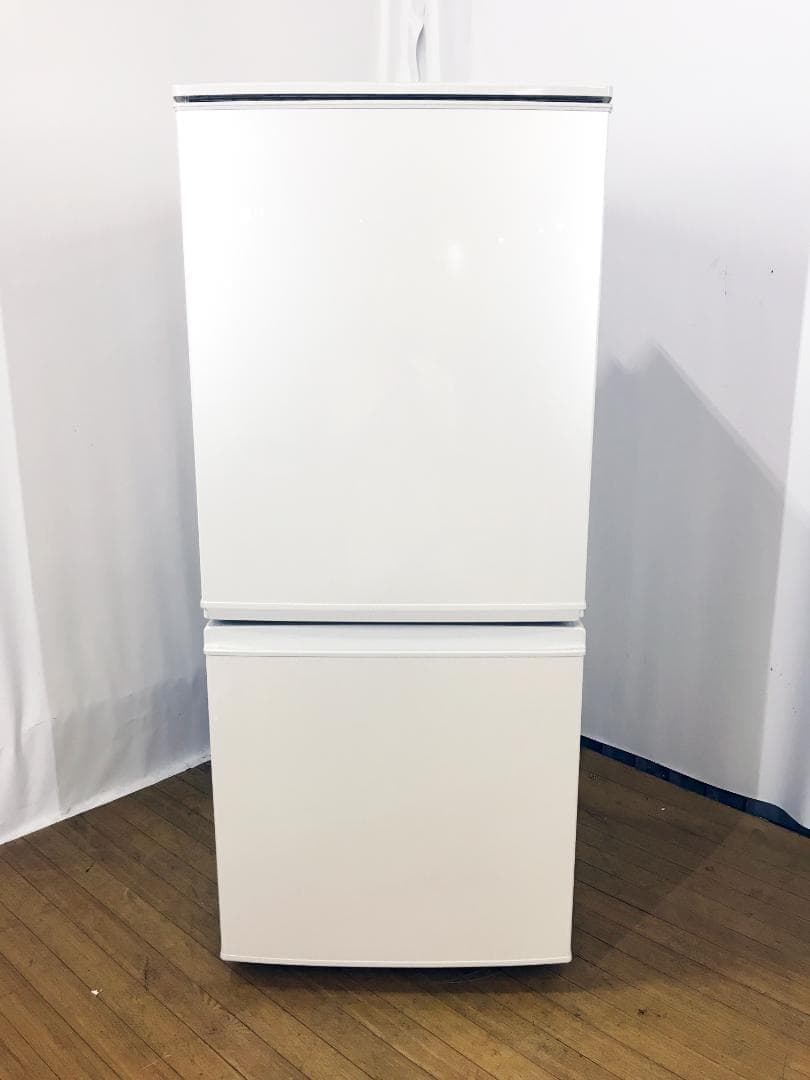 送料無料☆SHARP 137L 冷蔵庫【SJ-D14A-W】 - メルカリ