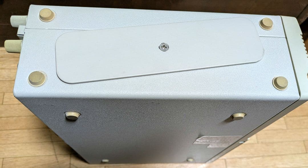 PC-9801US(内臓HDD80M) + SCSI接続540M HDD PC-9801US(内臓HDD80M) +