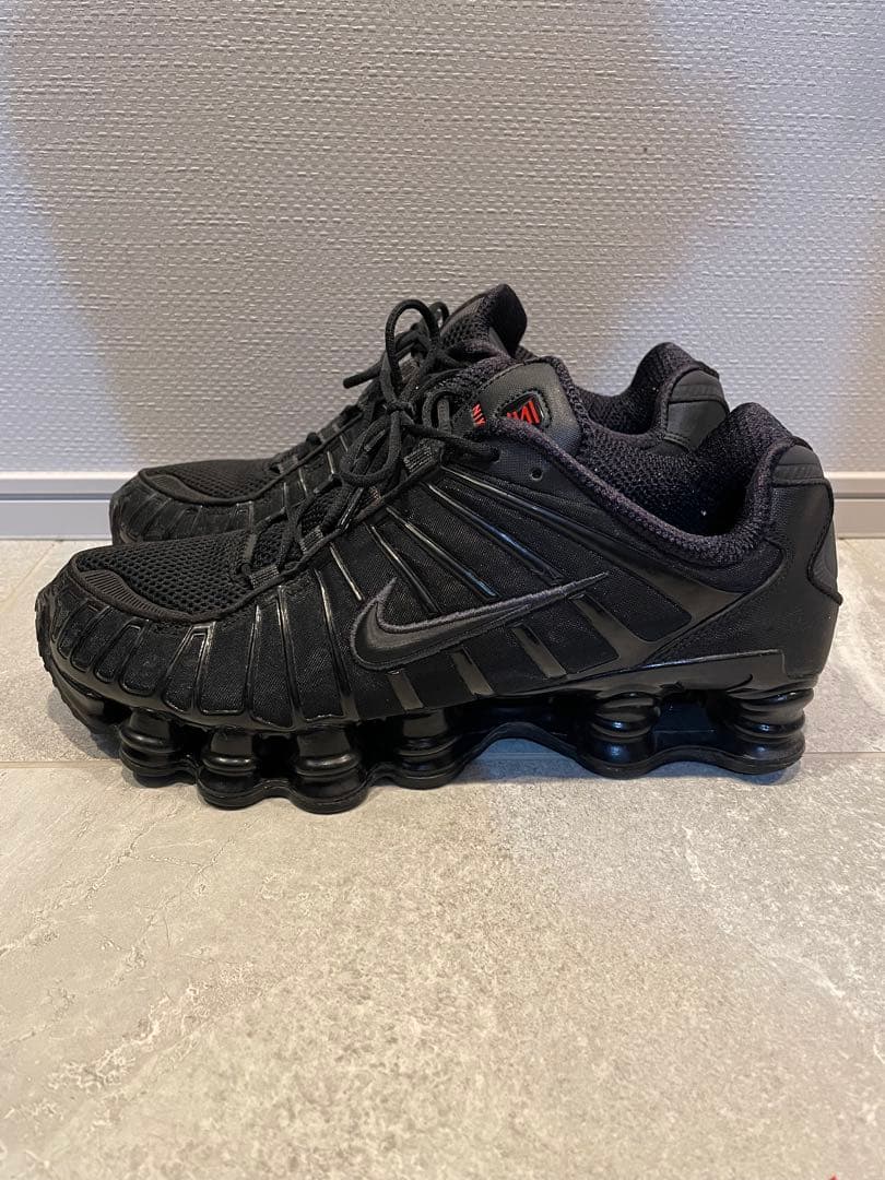 NIKE SHOX TL ブラック　28.5cm