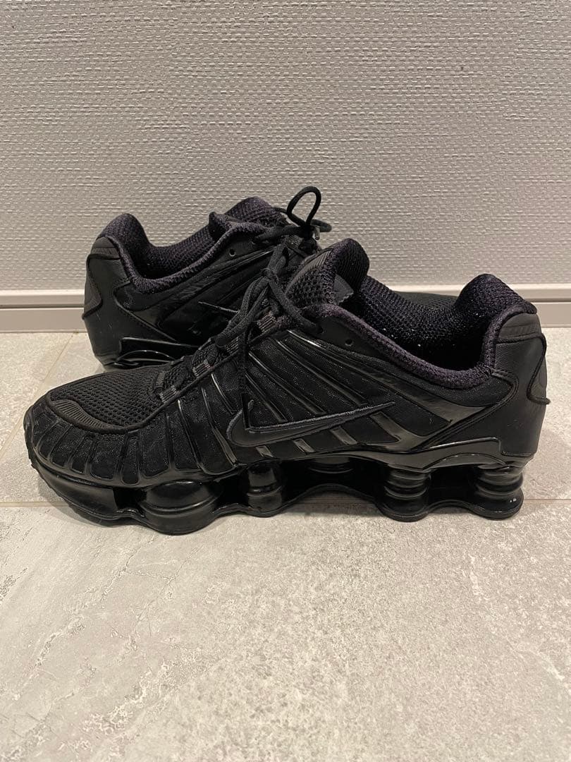 NIKE SHOX TL ブラック　28.5cm