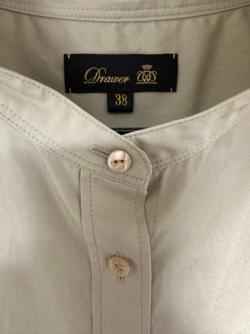 drawer ヘムフレアスタンドカラーブラウス ドゥロワー - メルカリ