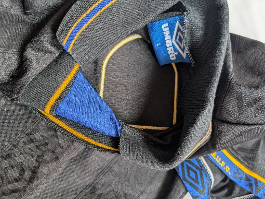 当時物・美品！】エリック・カントナ/マンチェスターU/93-95/A - メルカリ