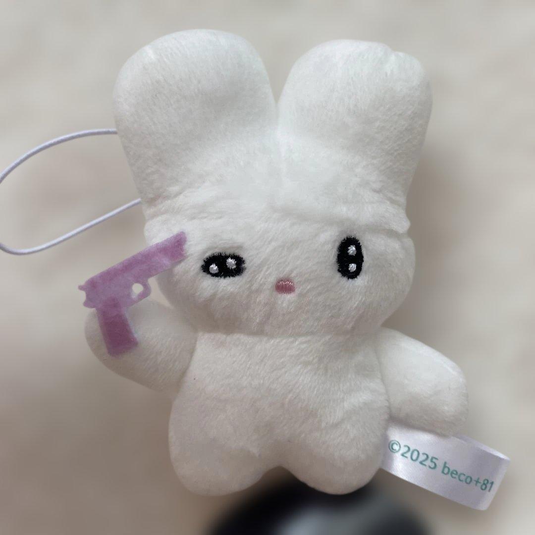 beco+81 しりみみうさぎマスコット 2種セット♡ - メルカリ