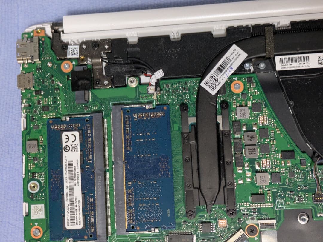 山田三郎様 12世代 corei5 HPノートパソコン 15S-f45042TU