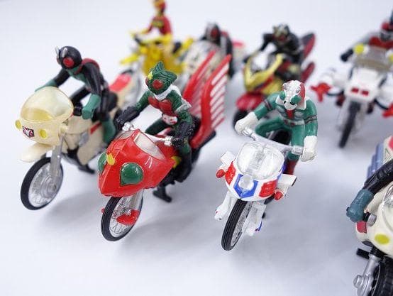 特撮キャラクター 仮面ライダー バイクキャラウィール 20体 合金