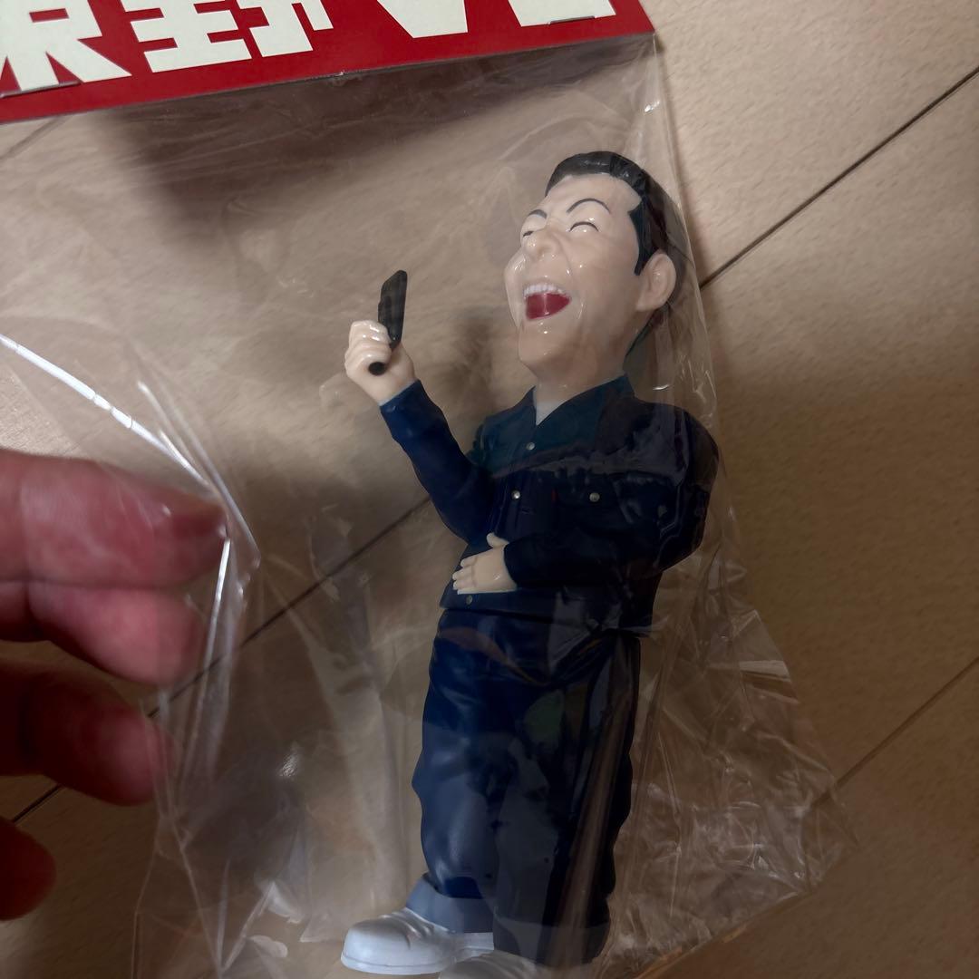 東野VS PVCフィギュア