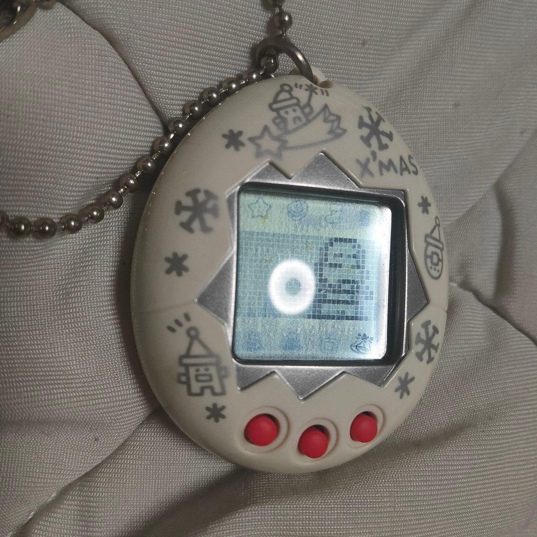 サンタクロっちのたまごっち ホワイト