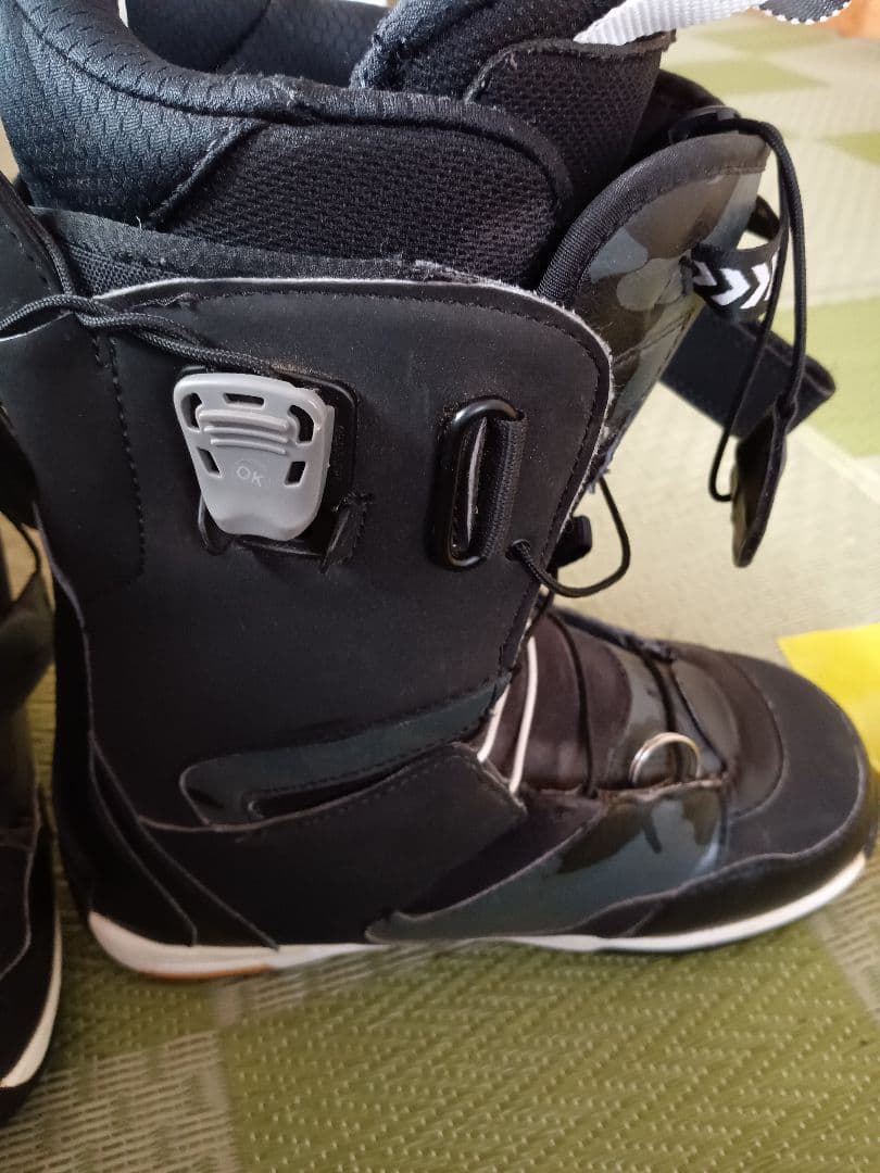 スノーボードブーツDEELUXE ブラック 26.5cm
