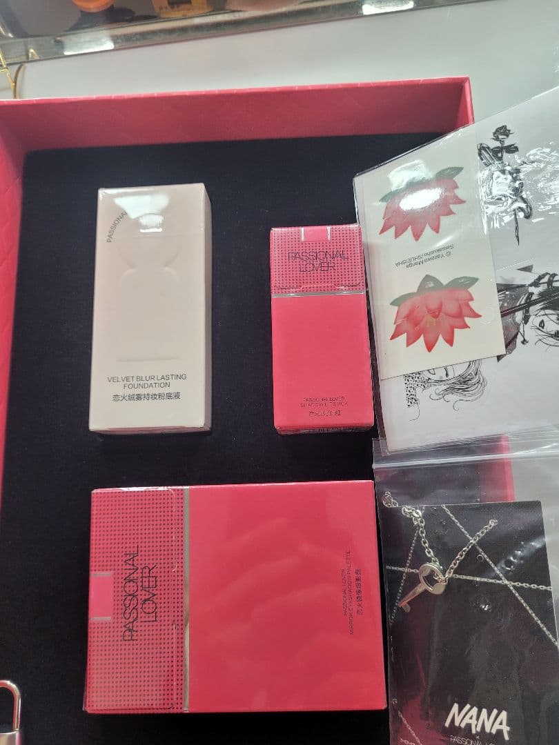 NANA x PASSIONAL LOVER コラボコスメセット