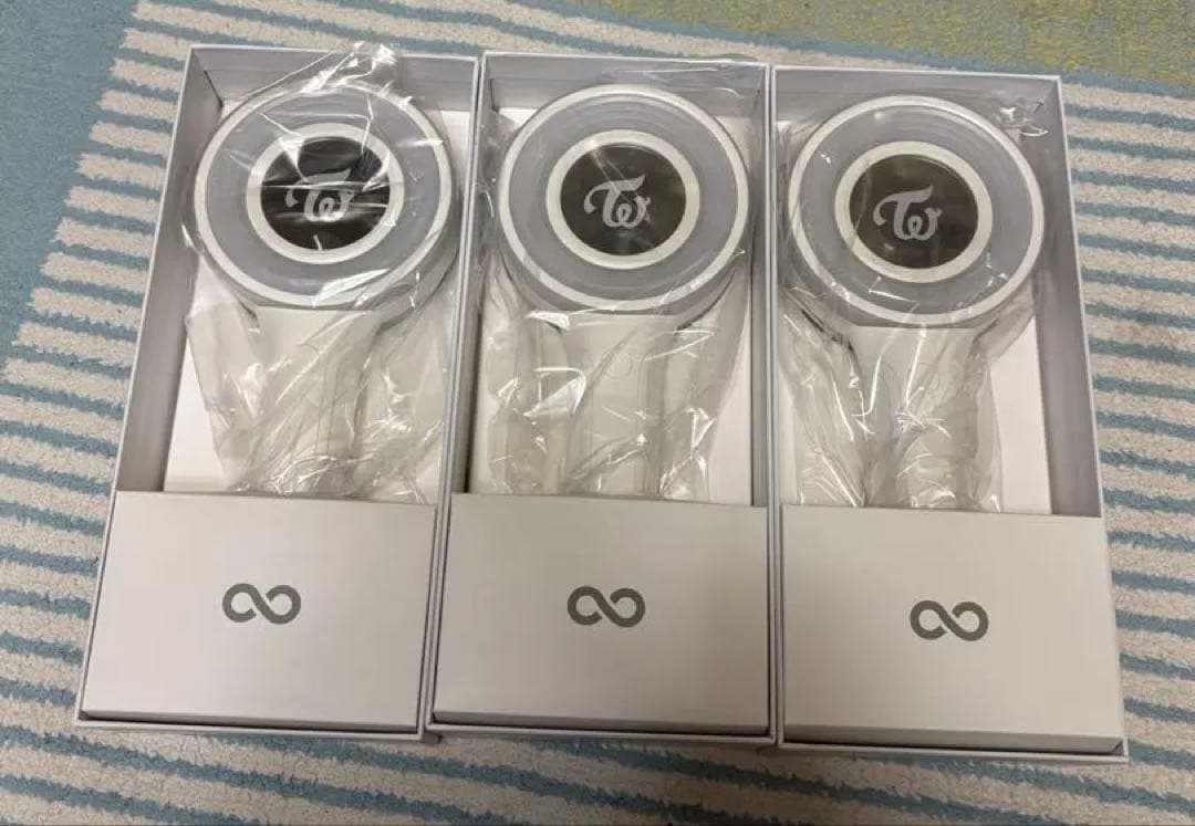 最新 CANDYBONG ♾️ TWICEペンライト