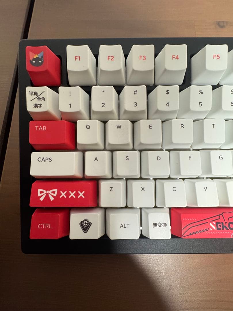 VSPO! GEAR ゲーミングキーボード 猫汰つな Edition ぶいすぽ - メルカリ