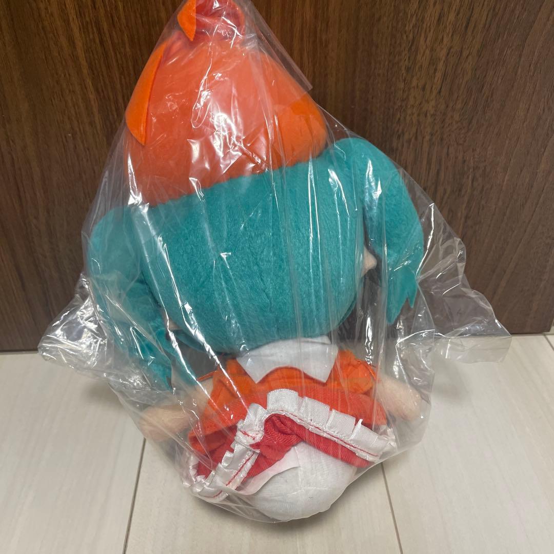 GIFT ぬいぐるみ 憑物語 斧乃木余接　化物語　特典缶バッジ付