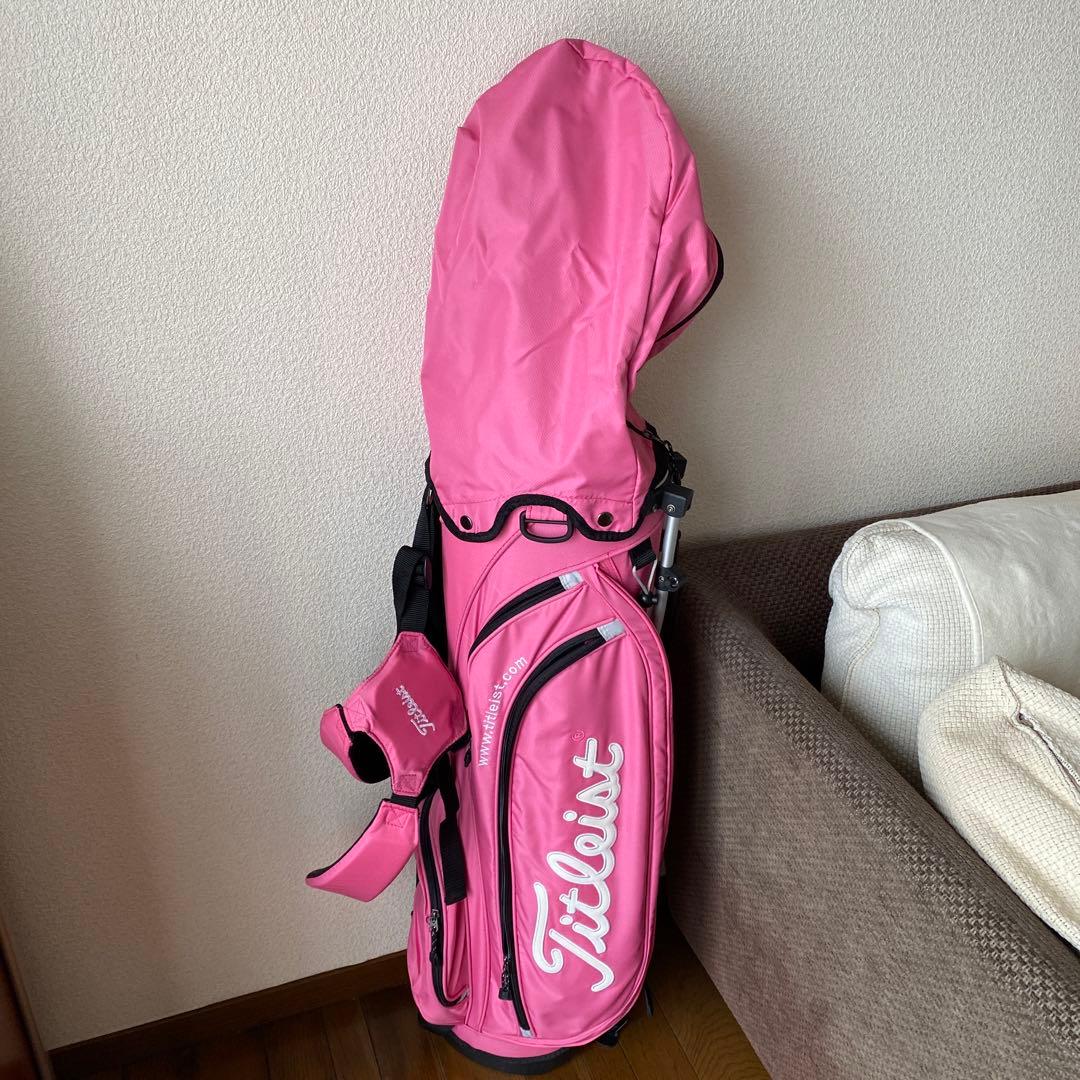 軽量キャディバッグ タイトリスト ピンク スタンド付き - メルカリ