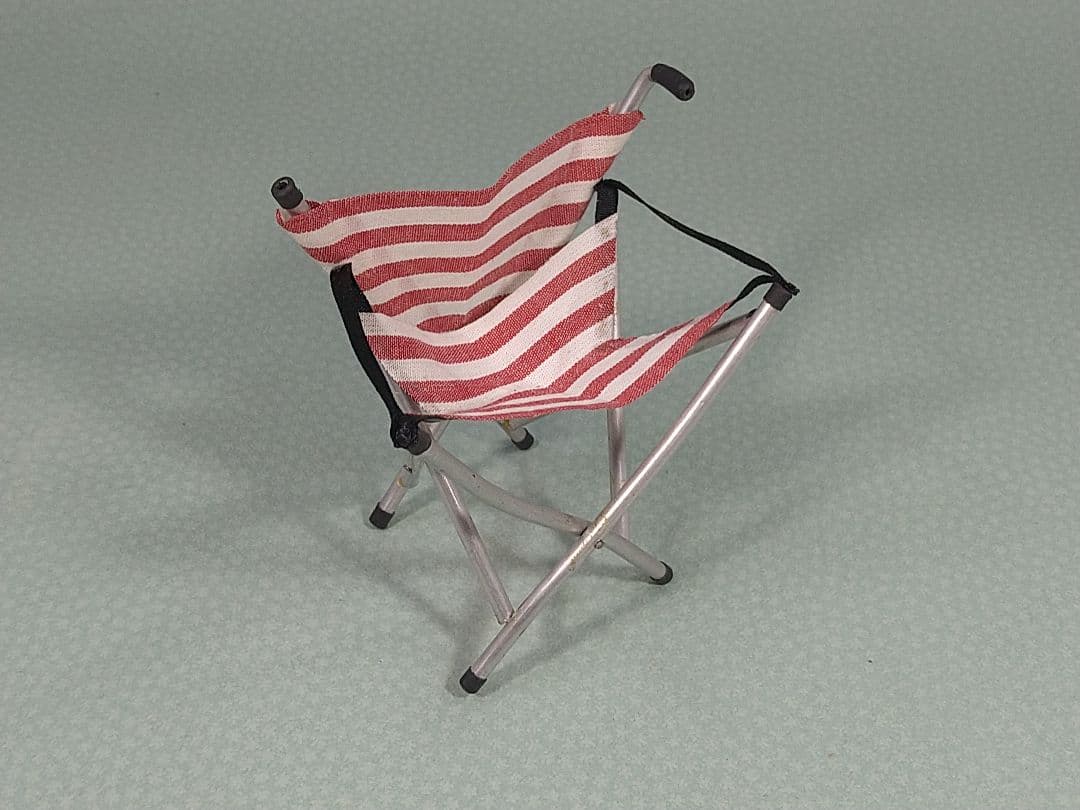 ガタバウトチェア　ミニ　S=1/10