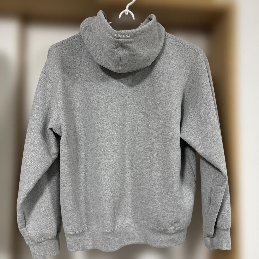 Supreme グレー フード付きジップパーカーの通販はau PAY マーケット