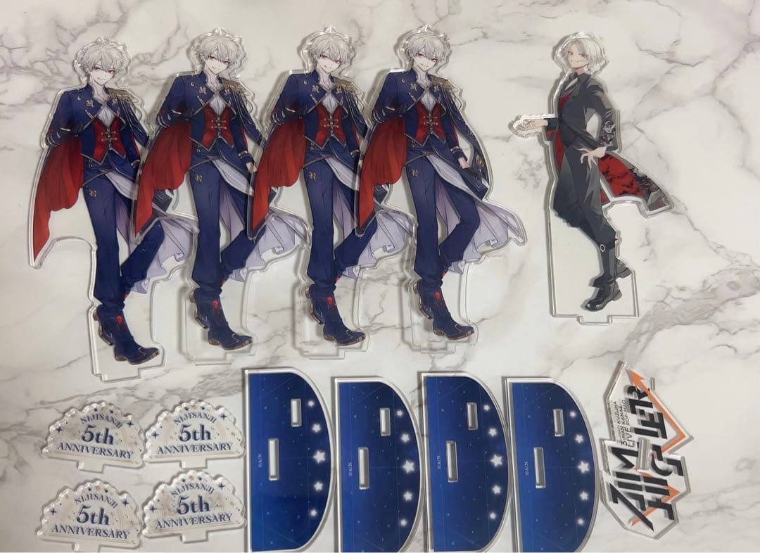 葛葉 にじさんじ まとめ売りページ 缶バッジ・アクスタ・紙類