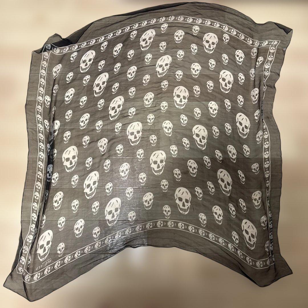 ALEXANDER McQUEEN マックイーン スカル スカーフ ストール - メルカリ