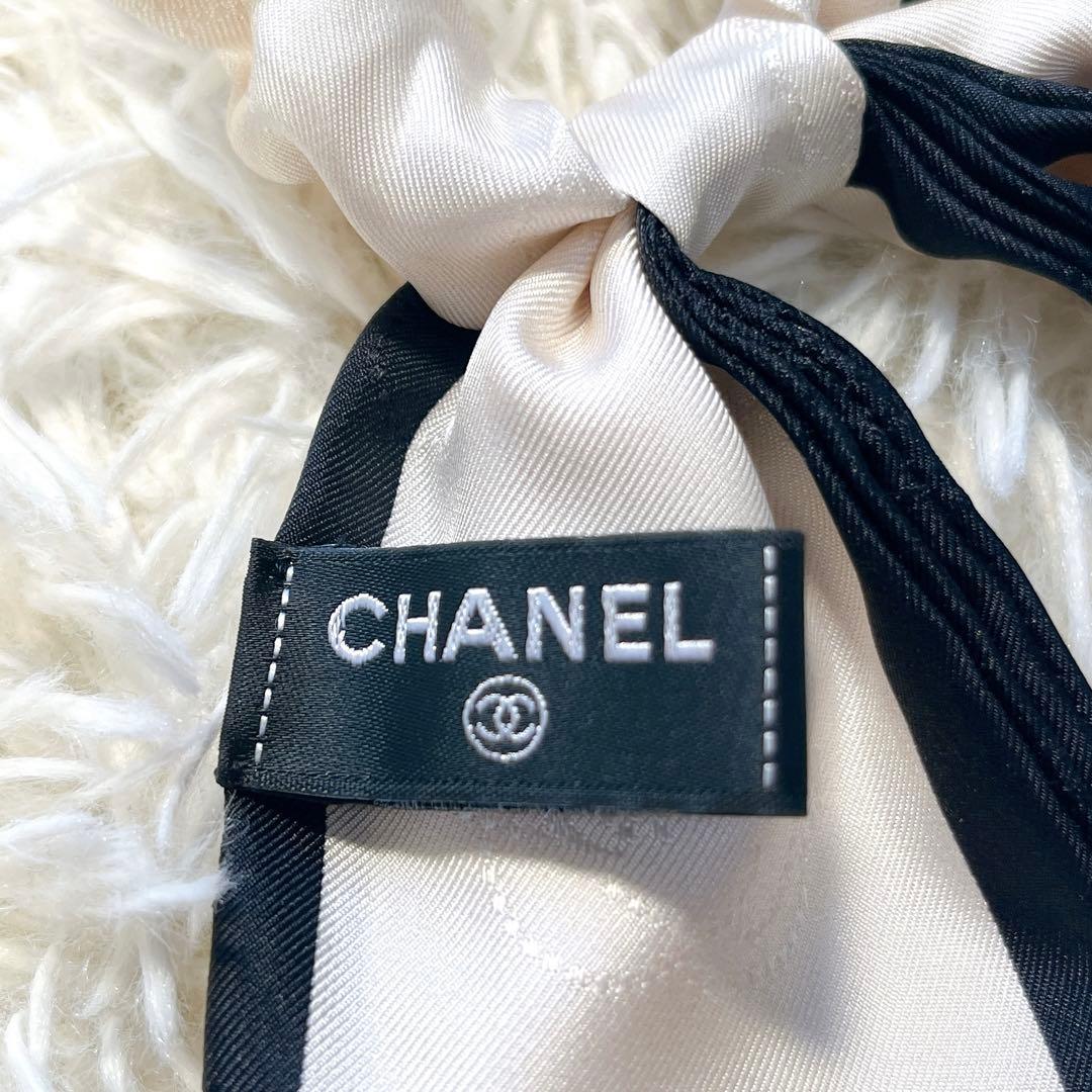 未使用級 CHANEL シャネル シュシュ リボン カメリア オフホワイト
