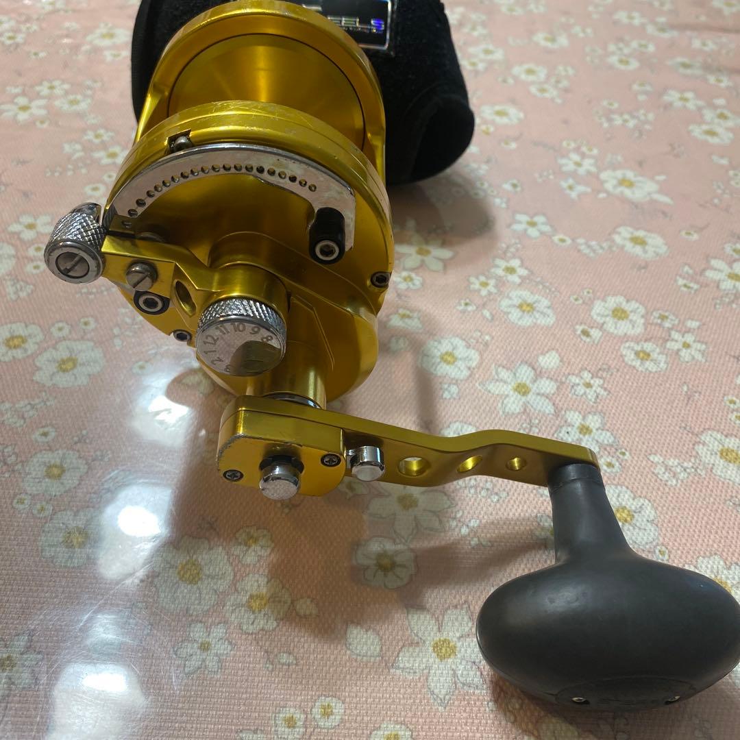 アベット AVET MXL 6/4-MC RAPTOR 右巻きリール、ゴールド