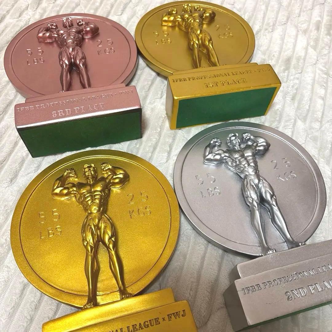 FWJ フィジーク 優勝 1位 トロフィー×メダル - メルカリ