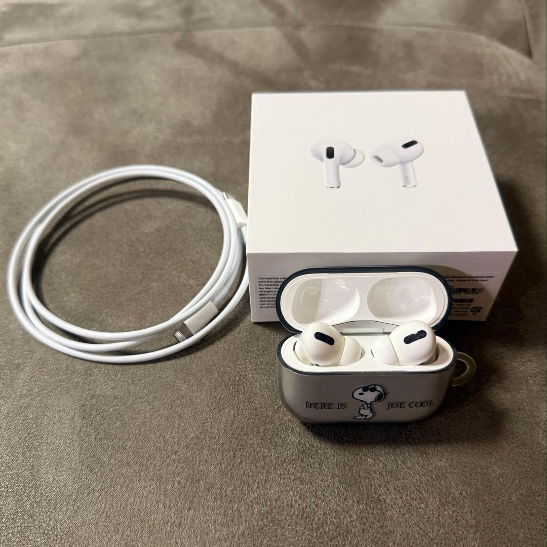 美品】AirPods Pro 第1世代 付属品完備＋スヌーピーケース付き - メルカリ