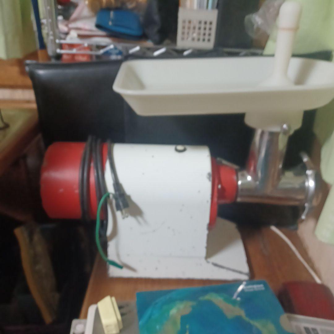 フードプロセッサー ホワイト・レッド ソレアード フードプロセッサー SO-123 1台3役 みじん切り 千切り