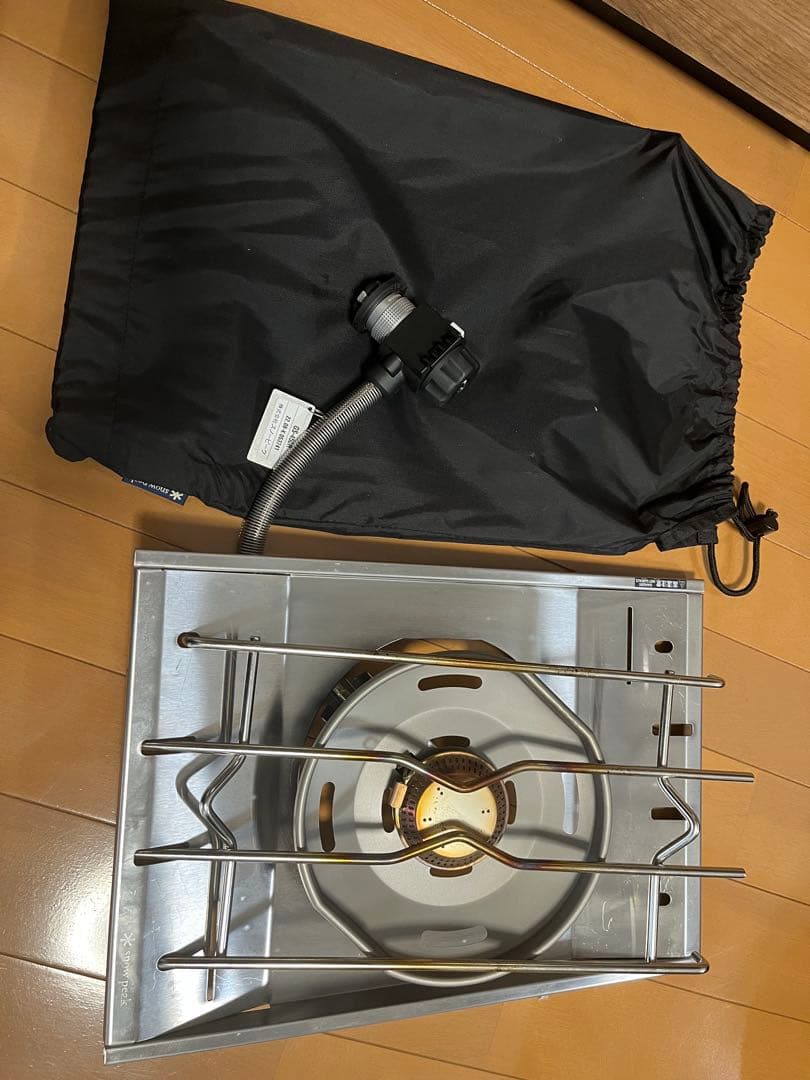 キャンプ引退品】Colemanのキャンプテント、スノーピークの調理器具