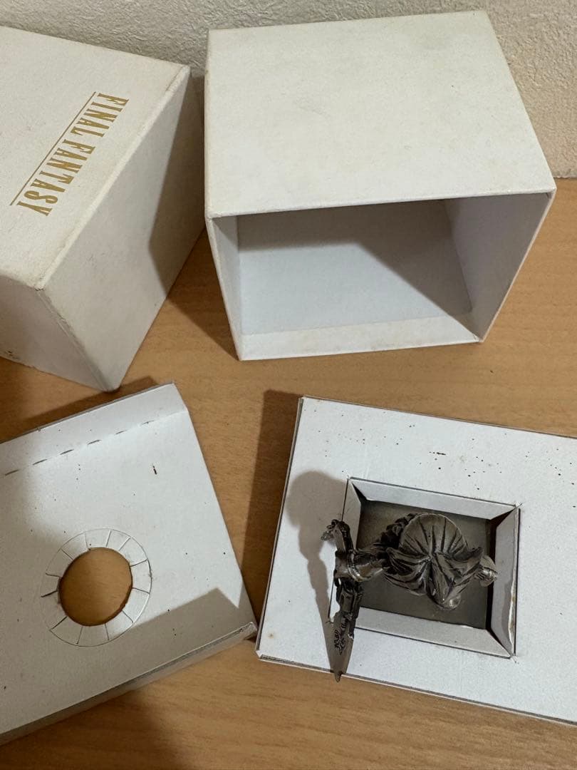 ファイナルファンタジー クローム FF VIII クロム フィギュア スコール