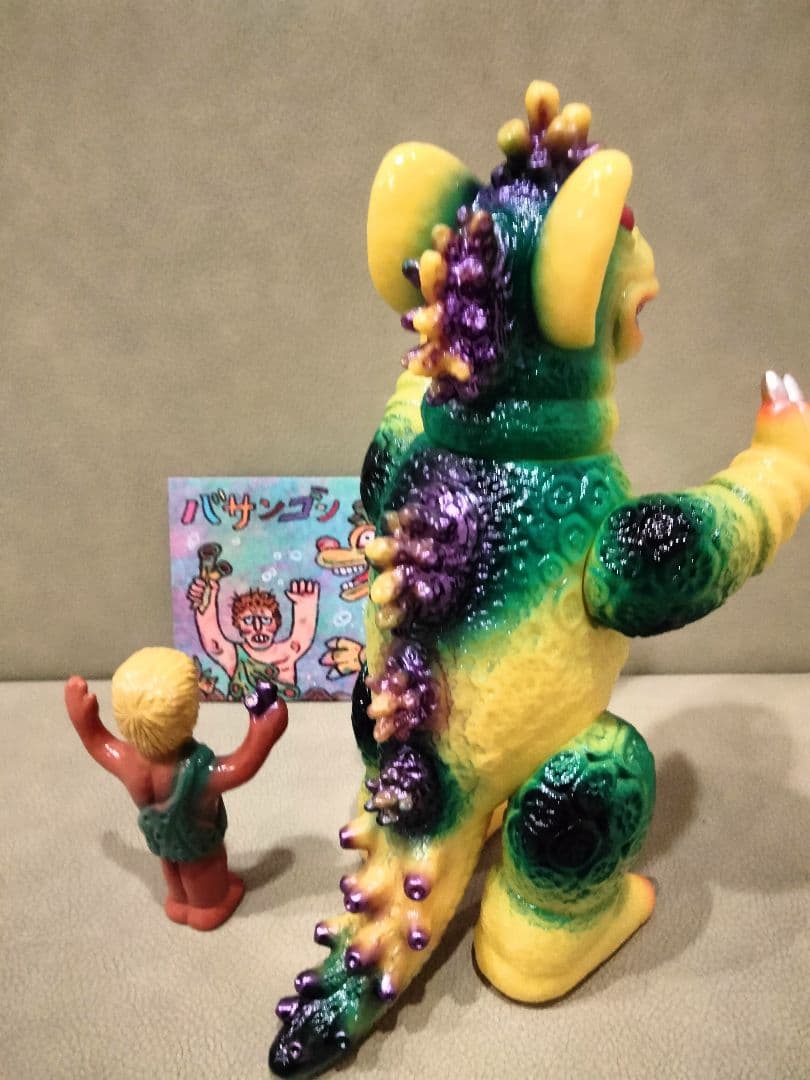 ソフビ chubbytoys バサンゴン 黄色 izumonster 安楽安作 - メルカリ