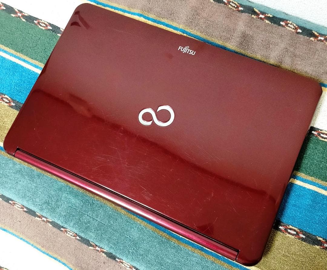 【SALE】格安 整備済み LIFEBOOK AH54/H レッド e18