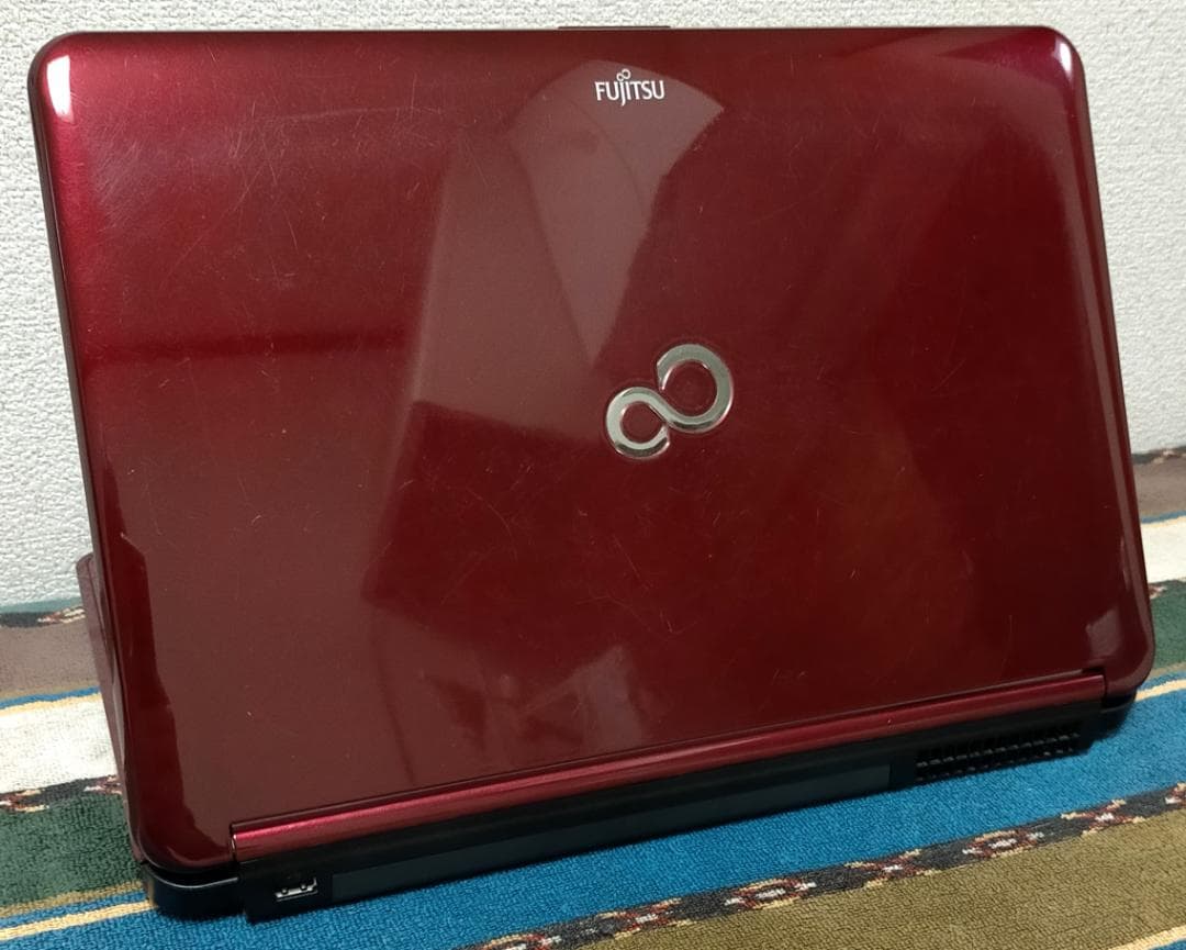 【SALE】格安 整備済み LIFEBOOK AH54/H レッド e18