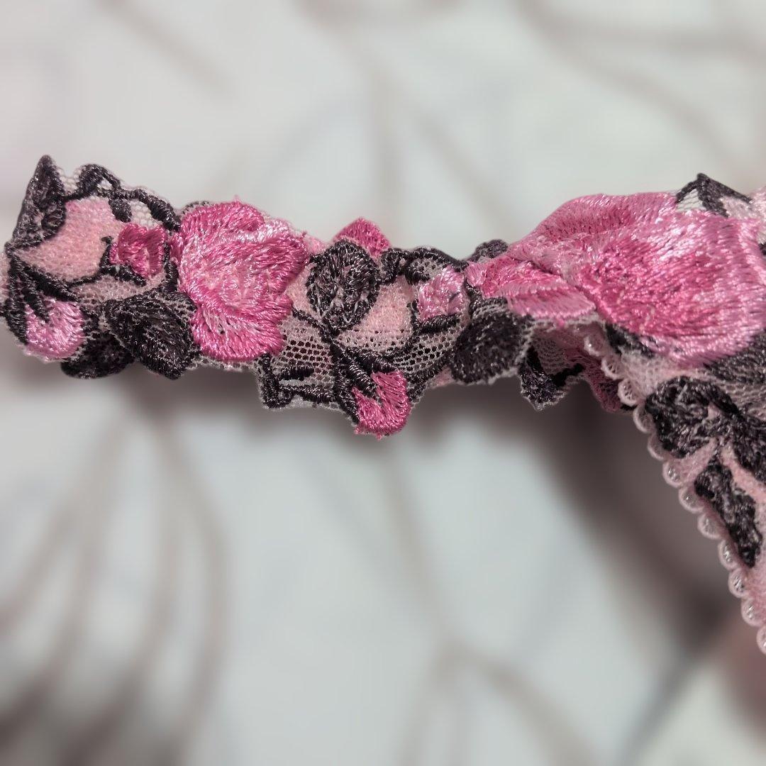 サルート ピンク 花柄 ブラC85TバックLガーターベルトM3セット 色移り