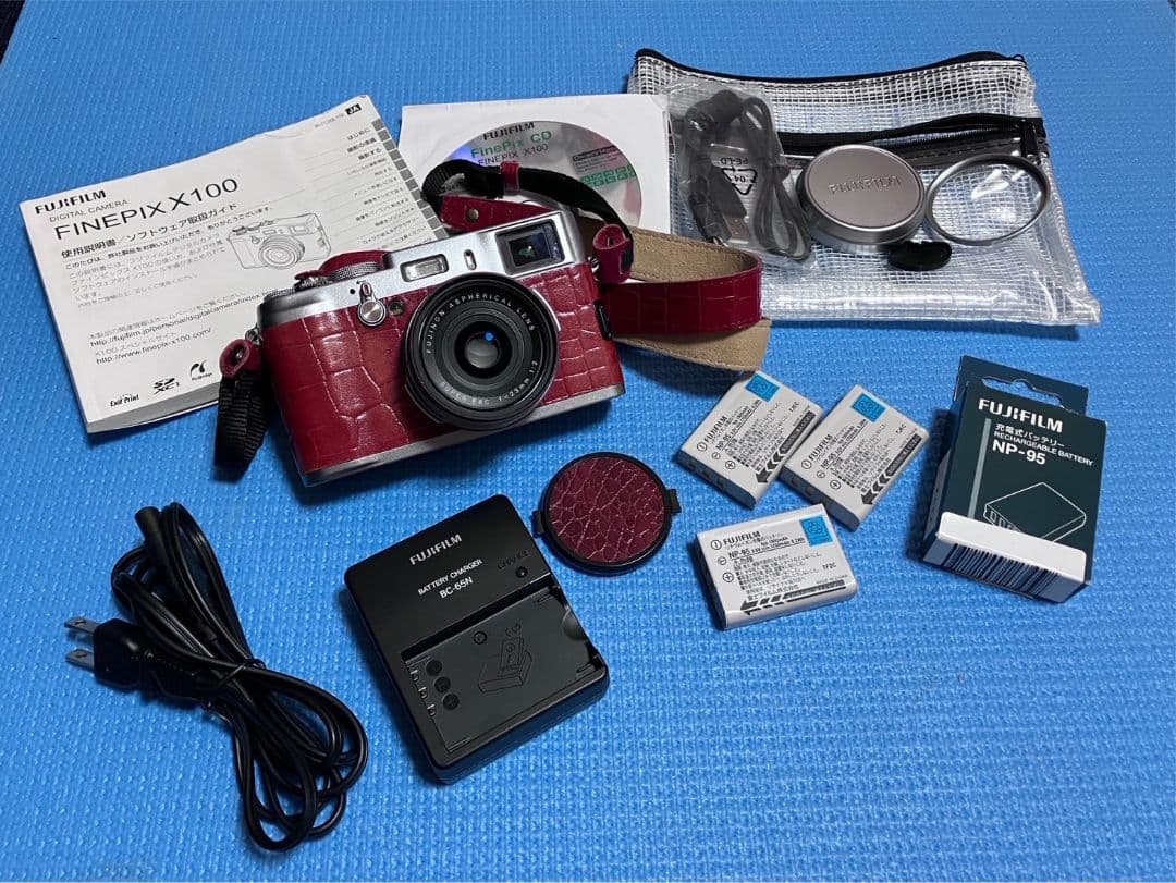 デジタルカメラ fujifilm FINEPIX X100 FinePix 富士フィルム Fujifilm X100 シルバー デジタルカメラ