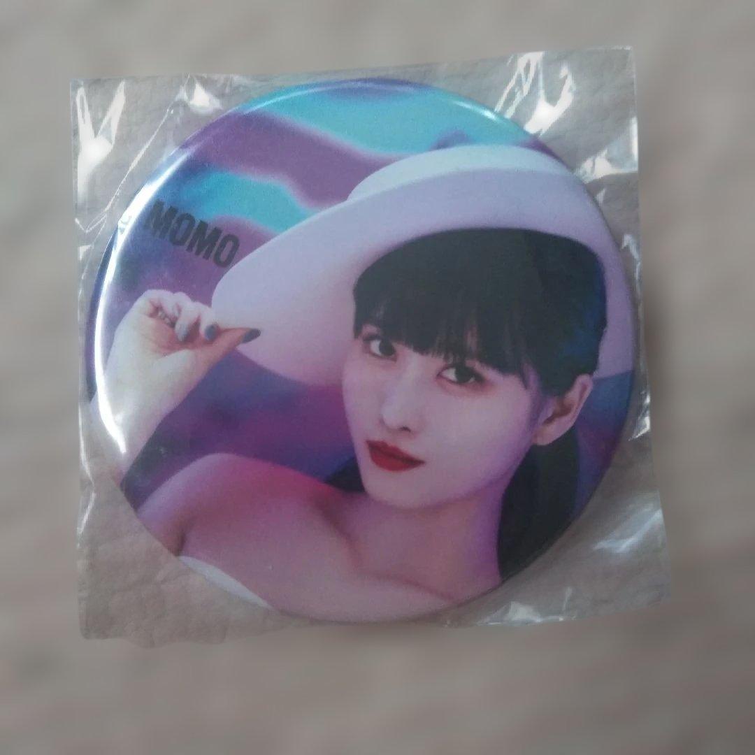 TWICE MOMO 缶バッジBreakthrough - メルカリ