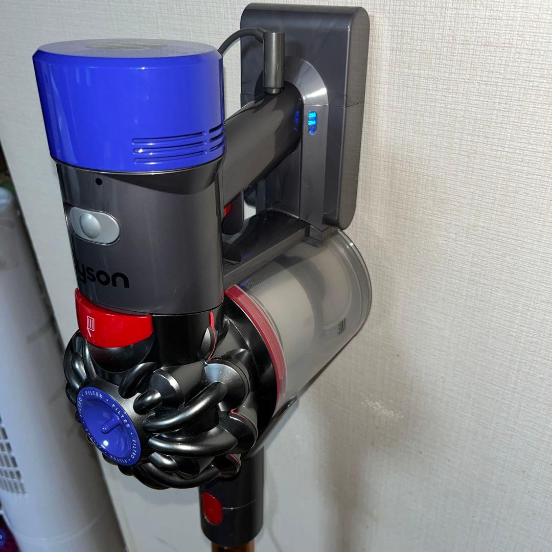 送料込　美品　V8 ￼SV10 スティック&ハンディ二刀流 46分ほど稼働