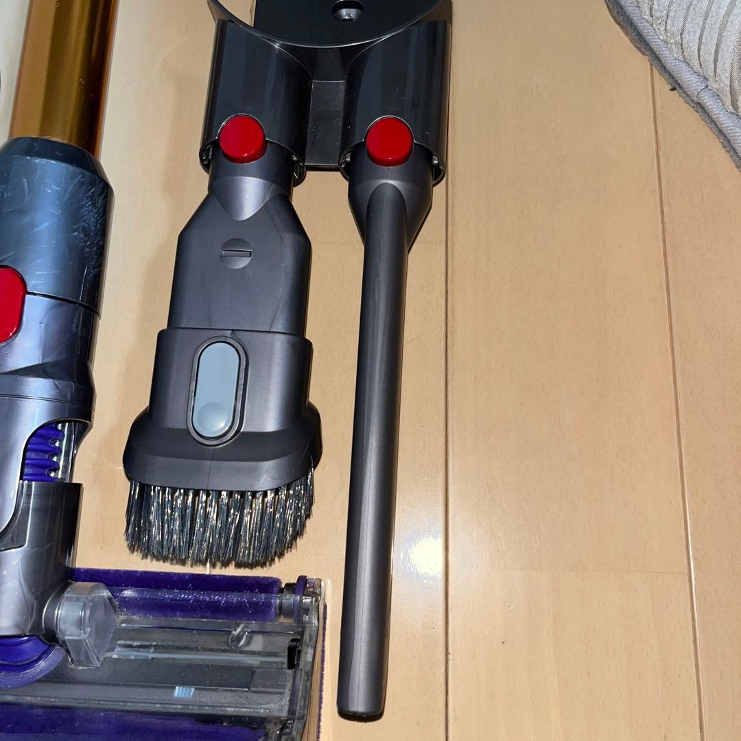 送料込　美品　V8 ￼SV10 スティック&ハンディ二刀流 46分ほど稼働