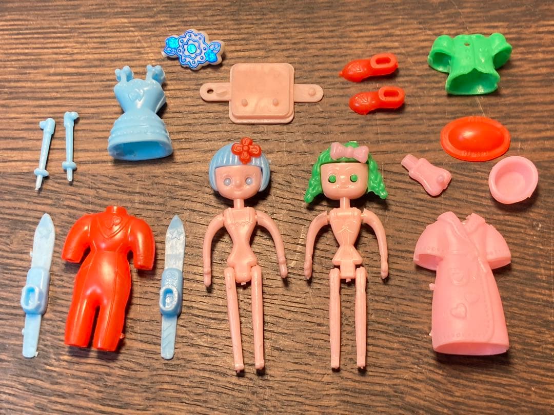 グリコ おまけ パピーちゃん 色々セット きせかえ人形 - メルカリ