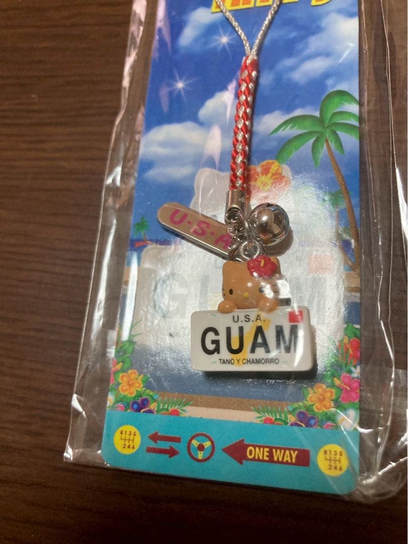 希少 激レア 新品 ご当地 ハローキティ ハワイ グアム 日焼け